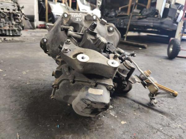 BOITE DE VITESSE MANUEL OPEL CORSA E 1.4 ESSENCE CODE MDG ( 5-VITESSE) - Vue 4